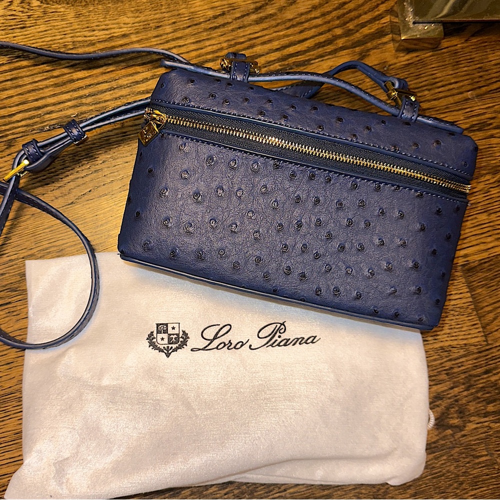 LP Dark Blue L19 Ostrich Pouch